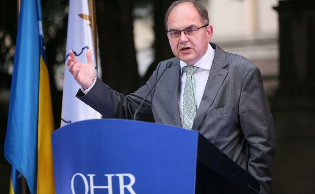 “Schmidt odgađa nametanje izmjena Ustava FBiH, razmatra mogućnost nametanja na dan poslije održavanja izbora”