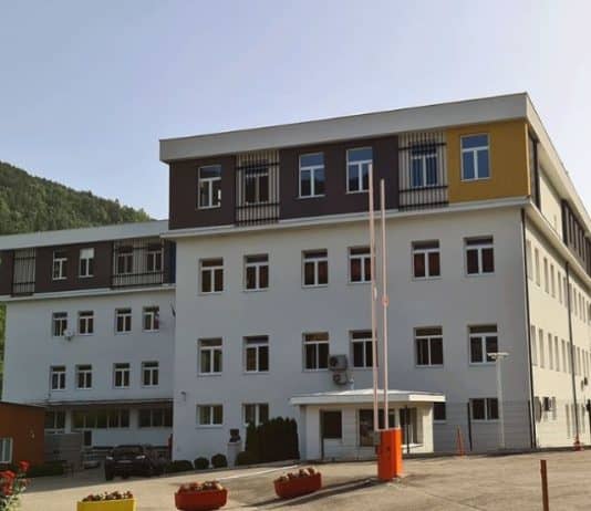 Zbog bebe koja im je ispala medicinare u Foči šalju ponovo na obuku