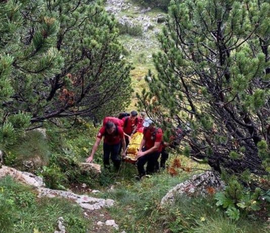VIDEO:  Maloljetnik se teško ozlijedio pri spuštanju s Vrana, pogledajte akciju spašavanja