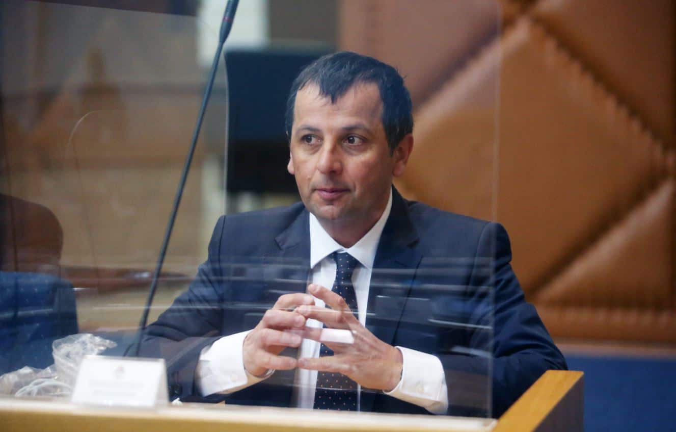 Vukanović se obrušio na Stanivukovića: “Neću imati milosti prema bilo kome tko prijeđe na drugu stranu, iako ne mora formalno već suštinski jer nismo naivni”