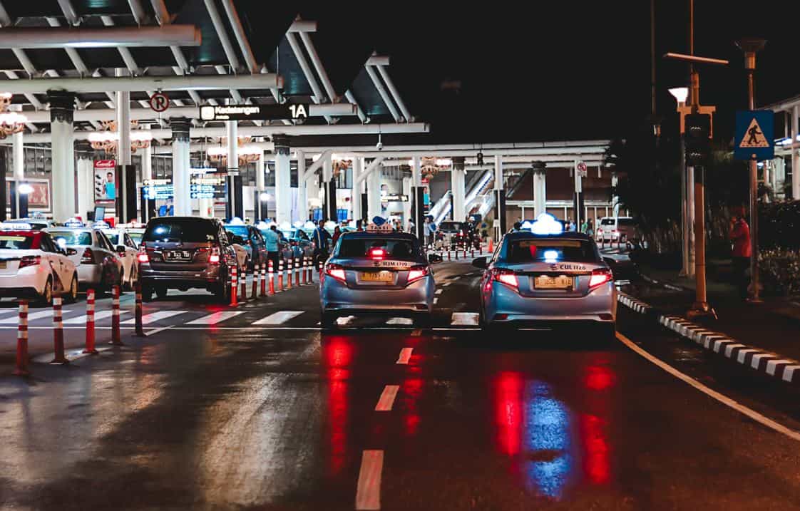 Carinik nije došao na posao jer je zaružio na svadbi u Hrvatskoj. Putnik se požalio, evo što kaže UNO