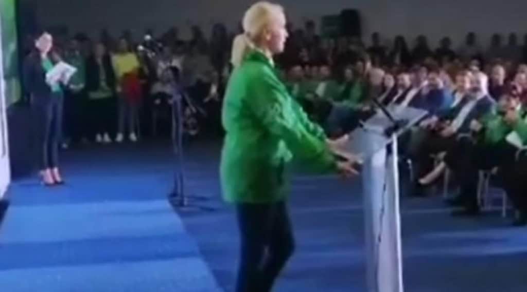 Pomračenje uma Sebije Izetbegović. Sinoć je krajnje morbidno govorila o logorima, otpadnicima, masovnim grobnicama, zakrvavljenim očima…