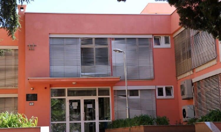 Podnesen prijedlog za određivanje pritvora protiv M. H. iz Mostara, zbog postojanja osnovane sumnje da je u stjecaju počinio kaznena djela Ubojstvo u pokušaju KZ FBiH