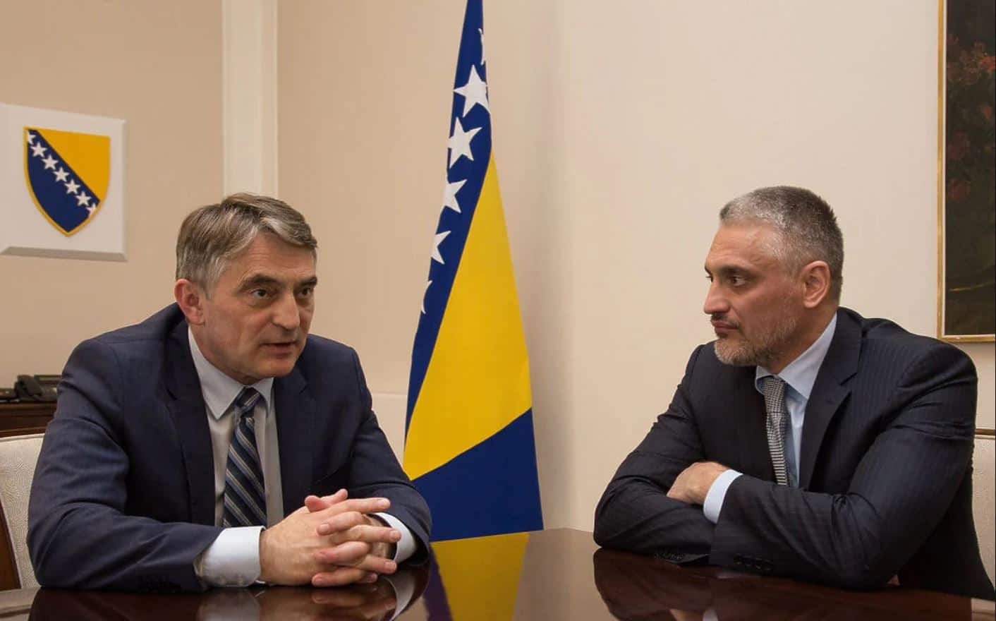 Savjetnik Željka Komšića se potukao sa suprugom? “Najobičnija sr*nja i gluposti…Ne želim da živim u ovoj zemlji, ovo namještaju Rusi”