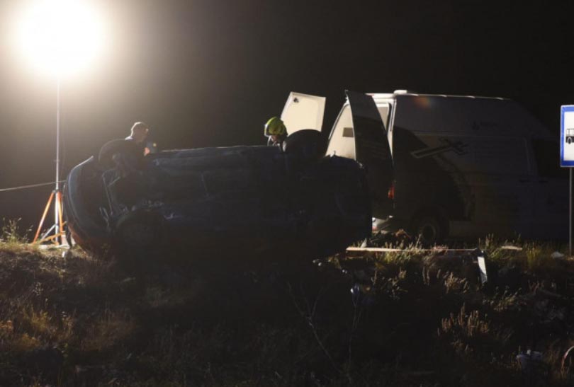 Teška prometna nesreća: Sletjeli s ceste i više puta se isprevrtali, poginuli vozač (27) i suputnica