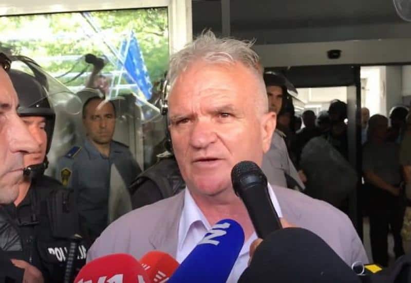 Bivši dopredsjedatelj Doma naroda Parlamenta FBiH priznao krivicu za prijevaru: “Svoju borbu za istinu i pravdu ja nastavljam bez obzira na cijenu, znajući da sam na pravom putu, svjestan da se sa rogatim teško bosti”