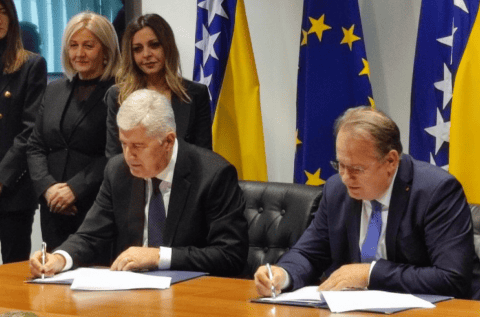 Čović i Nikšić potpisali Sporazum, a SDA zakucana u oporbu: “Dokument je jedna izvrsna osnova, u roku od šest mjeseci rješenje za Izborni zakon”