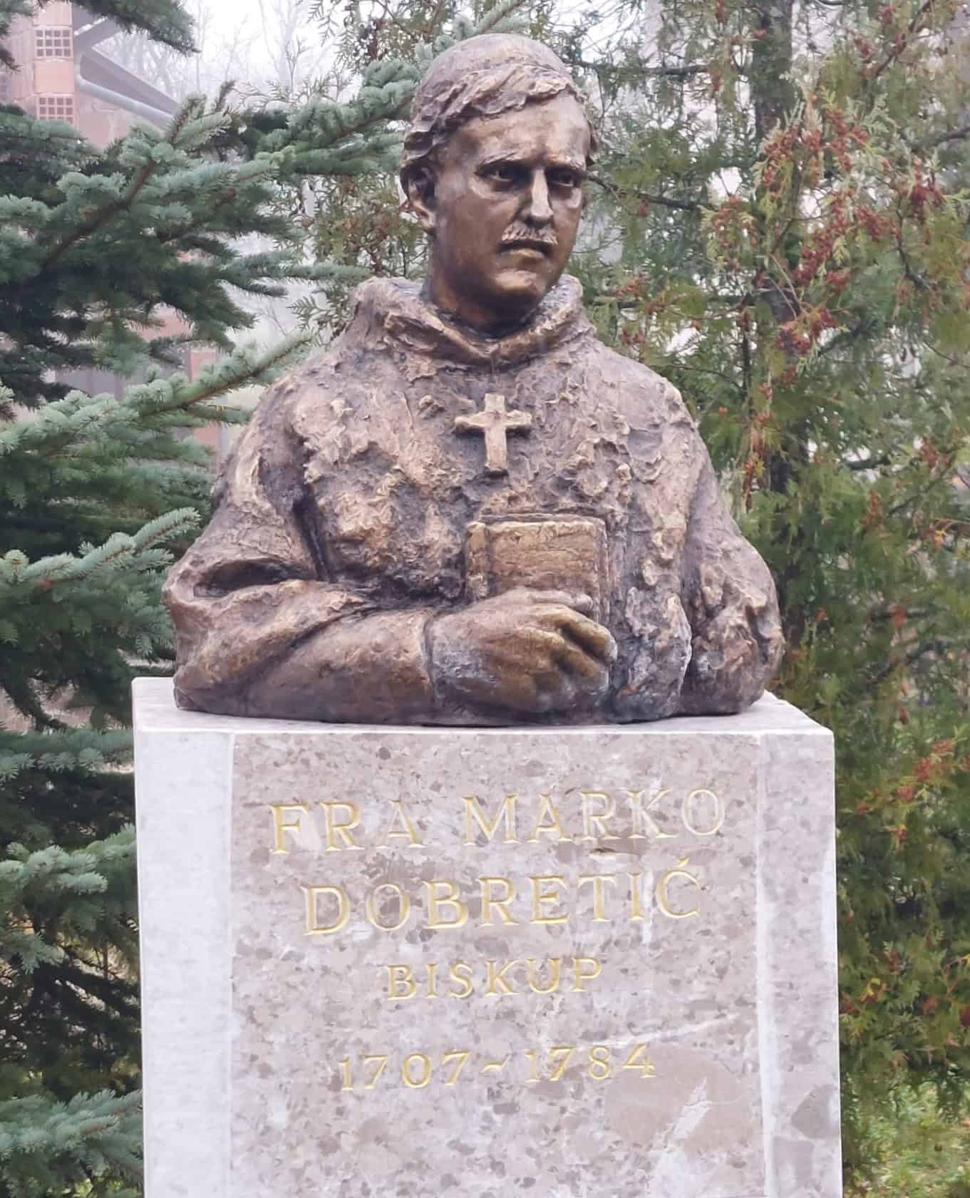 U Dobretićima otkrivena bista biskupa fra Marka Dobretića