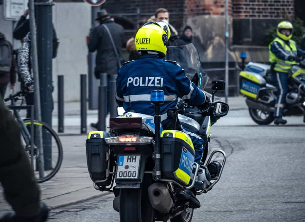 Evo detalja velikih policijskih akcija u Njemačkoj u kojima su spriječeni bolesnici koji su planirali nasilno preuzeti vlast u državi