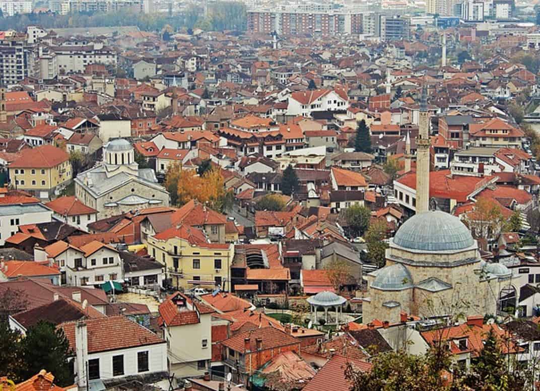 Bacit ce na kraju s Kosova Clintonovu bistu: Ameri od Kurtija traže formiranje zajednice srpskih općina!