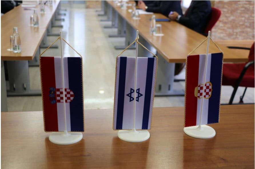 Netanyahu napao NY Times: “Jedina smo istinska demokracija na Bliskom istoku!”