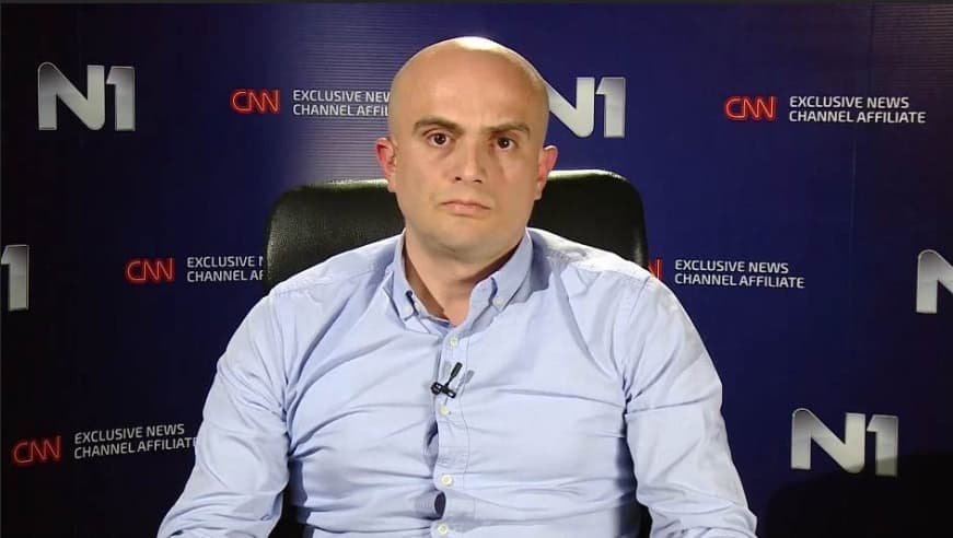 Širokobriješki HRS-ovci se, nakon što su izbačeni iz stranke, oglasili ogromnim priopćenjem, kažu da je Raguž isti Čović