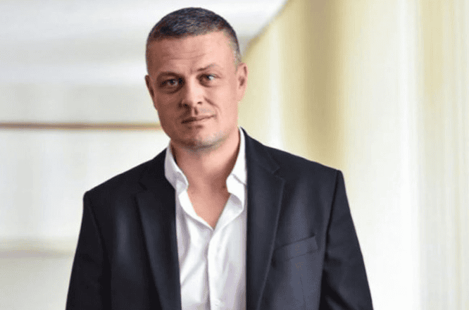 Vojin Mijatović poručio SDA: “Nismo vam mi uzeli vaše desetljetne partnere SNSD I HDZ, ljudi su vas otkantali jer ste lagali”