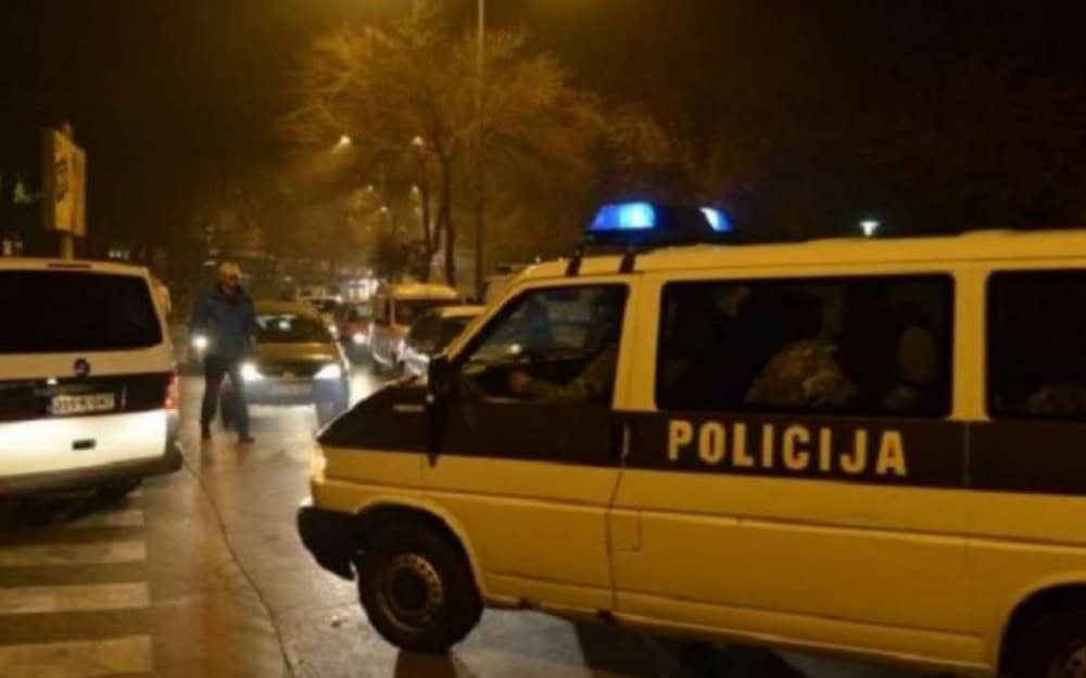 Bili su maskirani, imali su baklje i noževe: U Sarajevu huligani napali roditelje malih nogometaša, muškarac uboden nožem