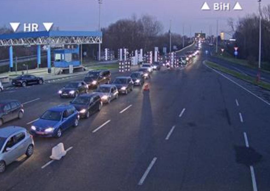 Vraća se dijaspora kući: pojačan promet vozila na izlazima iz Bosne i Hercegovine