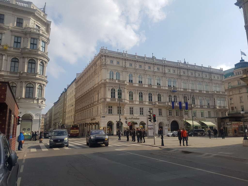 Imat će isti status kao Komšić u hrvatskim sredinama u BiH: Austrija protjerala četvoricu ruskih diplomata i sad su persona non grata