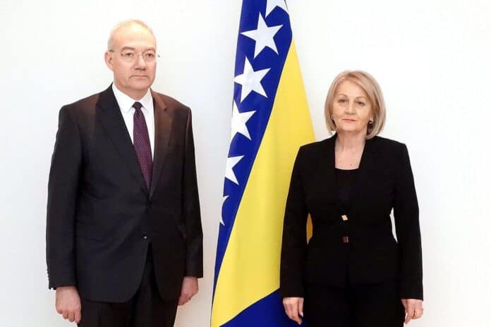 Krišto britanskom veleposlaniku naglasila važnost ograničenih izmjena Ustava i reforme Izbornog zakona