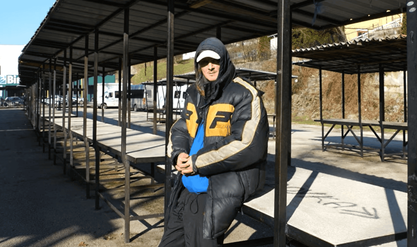 Upoznajte Mališu, jedinog beskućnika u kraljevskom gradu Jajcu