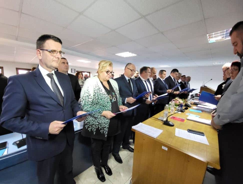 Vlada Županije Posavske dobila novi saziv, pogledajte tko su čelni ljudi u devet resora