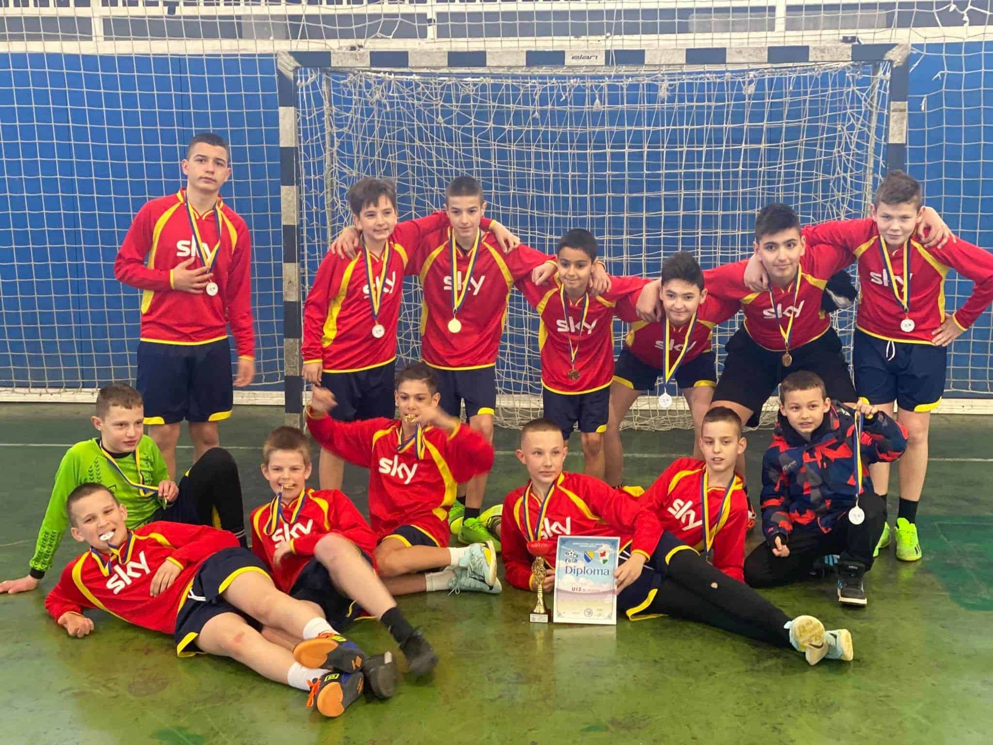 Procvat mladih generacija nogometaša u Jajcu: Ekipa Fortisa zimski prvaci futsal lige naše županije