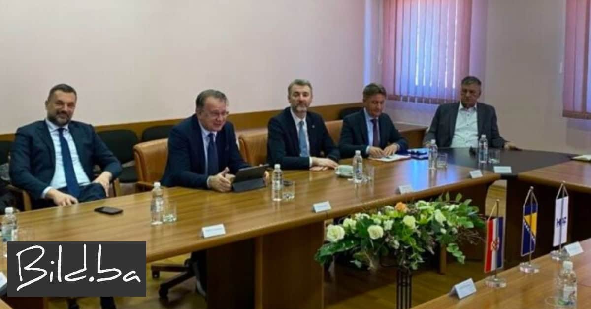 Uskoro će se znati više: U tijeku je sastanak HDZ-a BiH i Osmorke