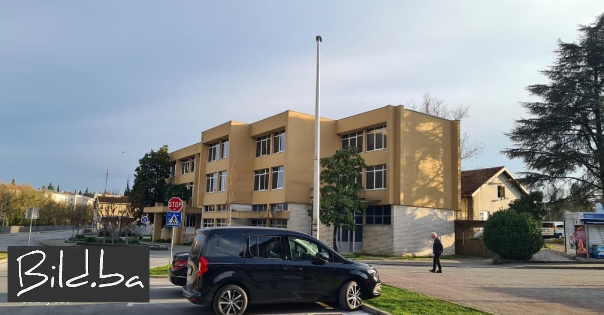 Hrvatska uručila vrijednu opremu školama u Županiji Zapadnohercegovačkoj