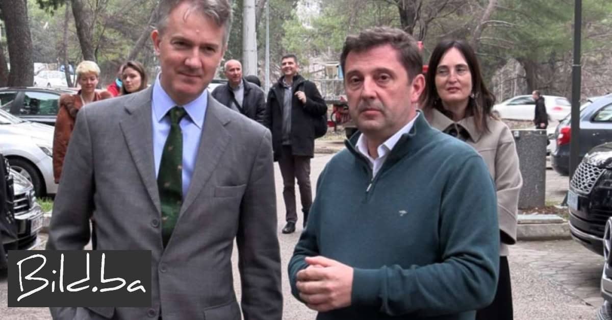 Britanski veleposlanik u BiH upalio rasvjetu u mostarskoj Trimuši