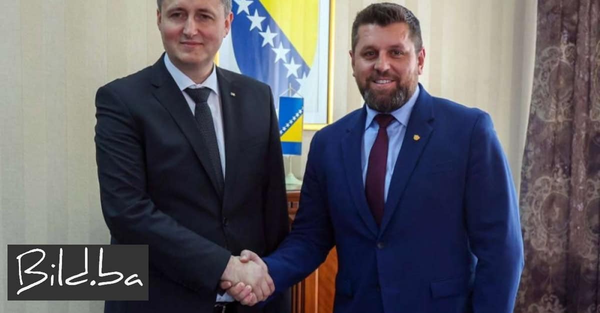 Denis Bećirović sastao se s potpredsjednikom RS-a Ćamilom Durakovićem, evo o čemu su razgovarali
