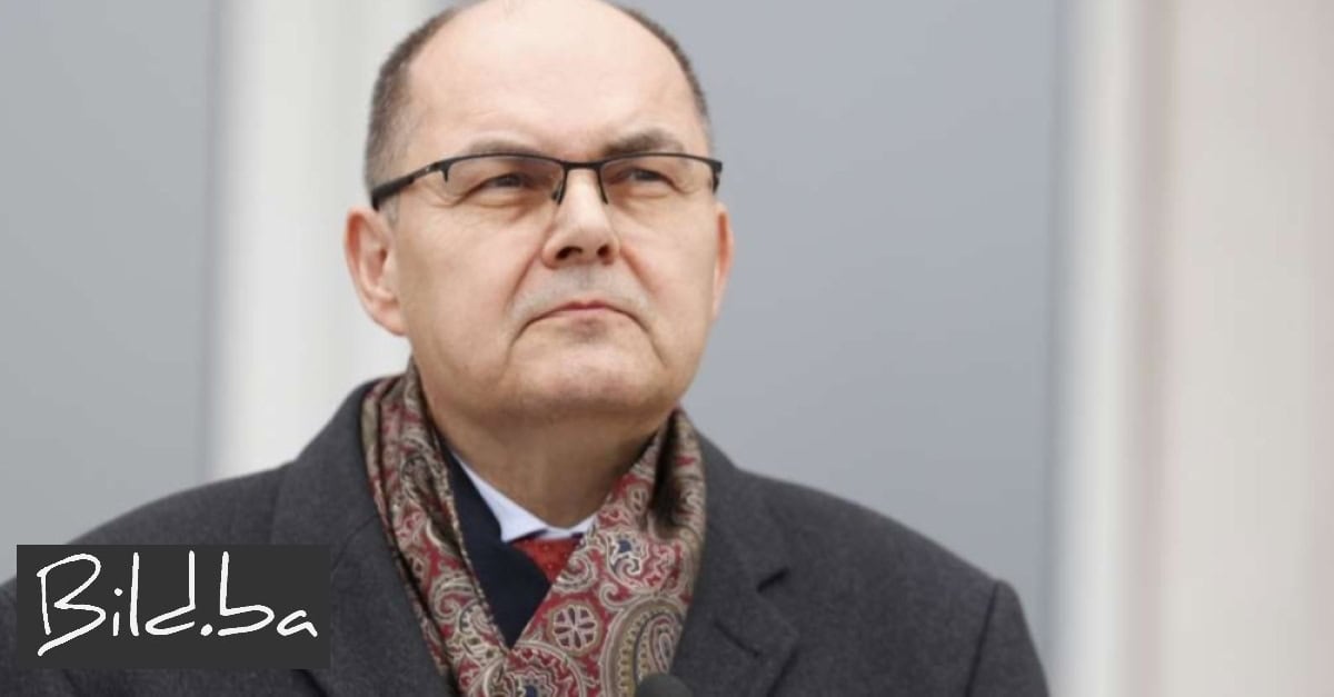 Upravo je javljeno: Schmidt će se kroz satak i pol obratiti medijima i vjerojatno ponovo iskoristiti Bonske ovlasti