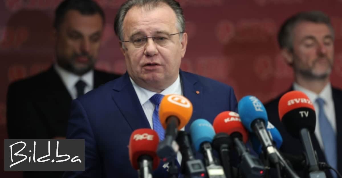 Nikšić kaže da se zastupnicima nude ogromni novci kako ne bi poduprli novu federalnu vladu
