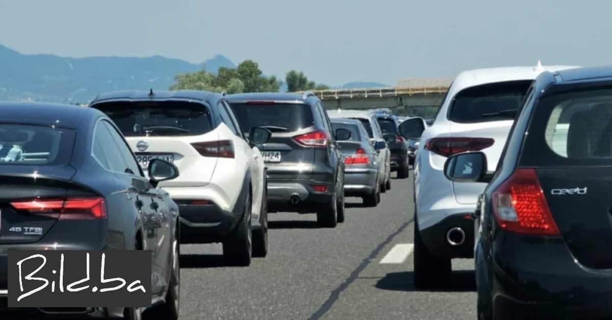Kaos na hrvatskim autocestama: Prometne nesreće, kilometarske kolone, velike gužve, evo gdje trebate pripaziti