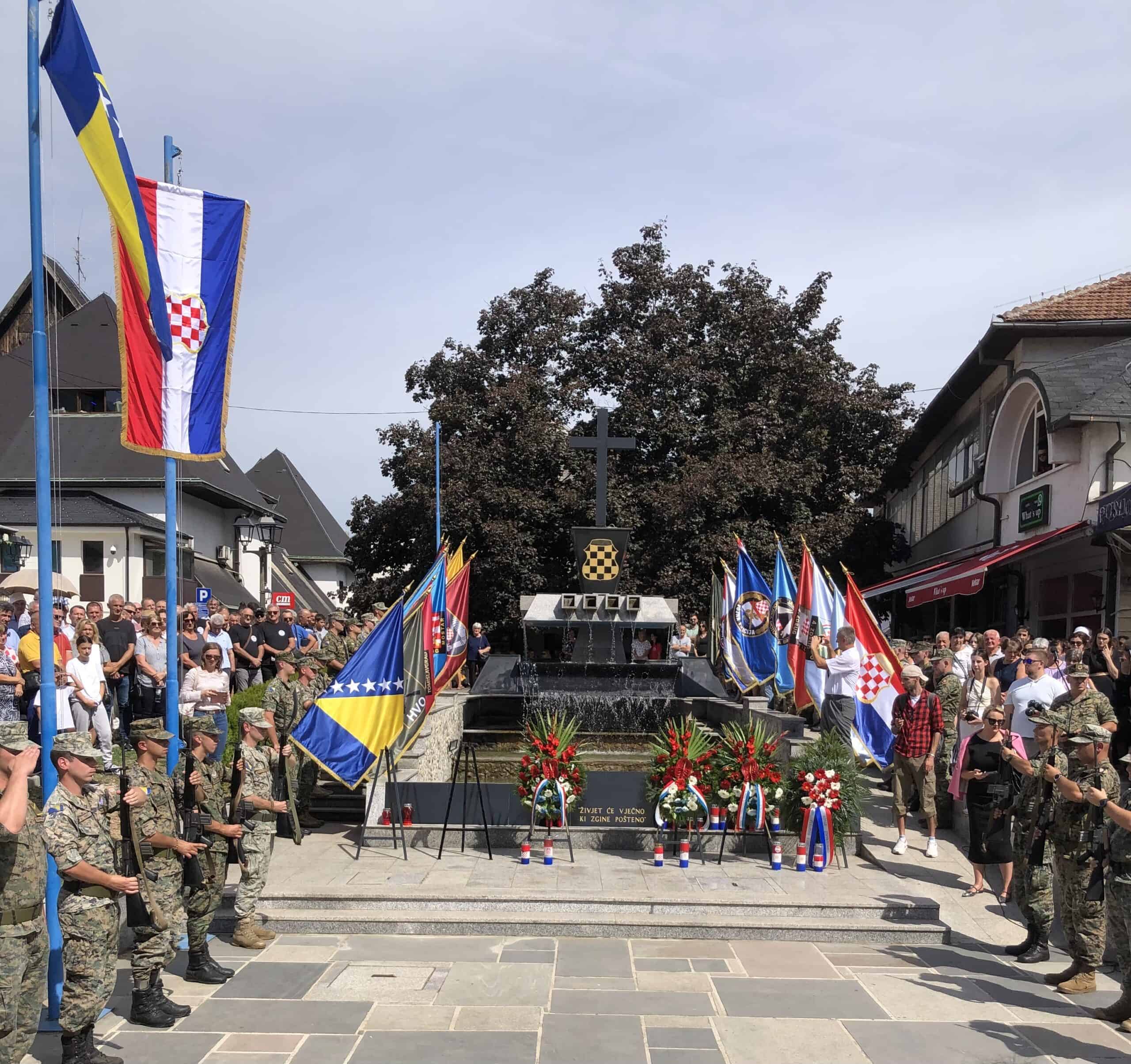 Detalji 28. obljetnice oslobođenja Kraljevskog grada Jajca