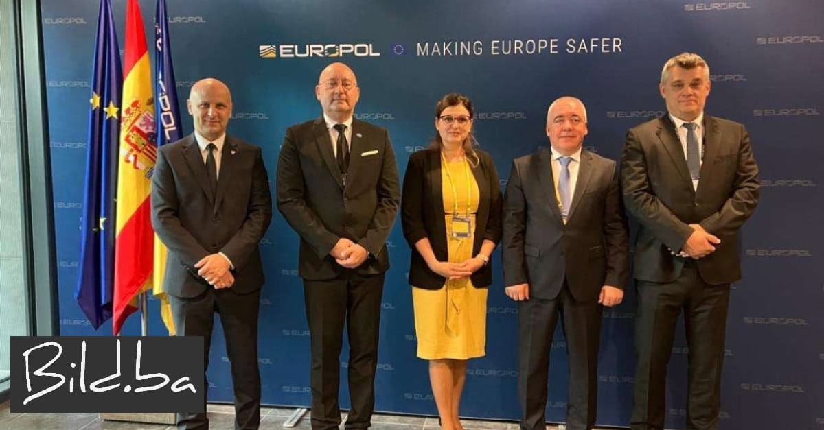 Kuprešaković sudjelovao na Kongresu šefova europskih policija u Hagu