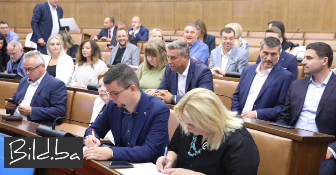 Lijeva oporba traži raspuštanje Sabora: 'Ne smijemo dopustiti da se korupcija nastavi širiti kao tumor koji uništava sve pred sobom'