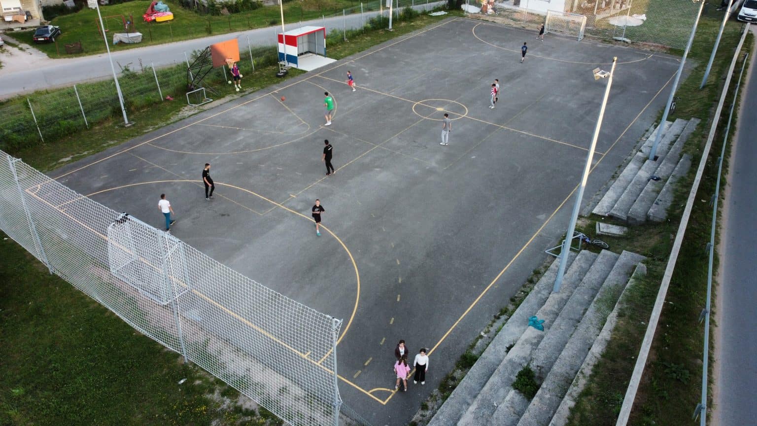 Uređuje se igralište na Šimića Polju (FOTO)