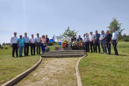 Obilježena 32. obljetnica stradanja hrvatskih branitelja u Vukovićima