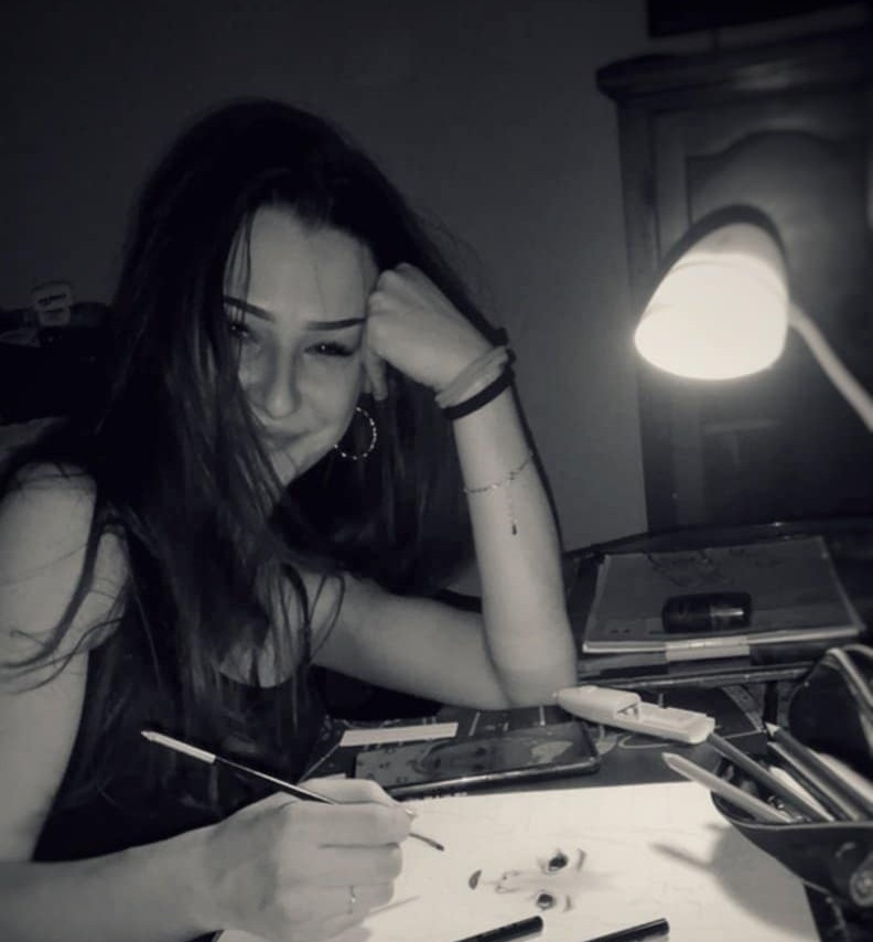 Umjetnica iz našeg sokaka: Fascinantne slike mlade jajačke slikarice