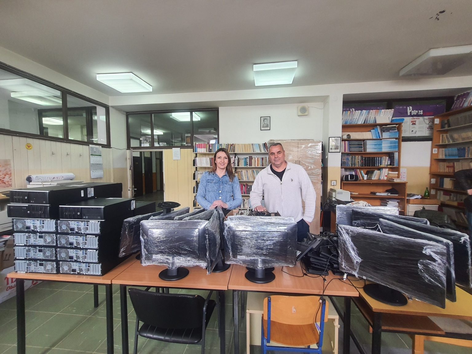 Jajačka dijaspora iz Bad Ischla poklonila računala OŠ “13.rujan” Jajce