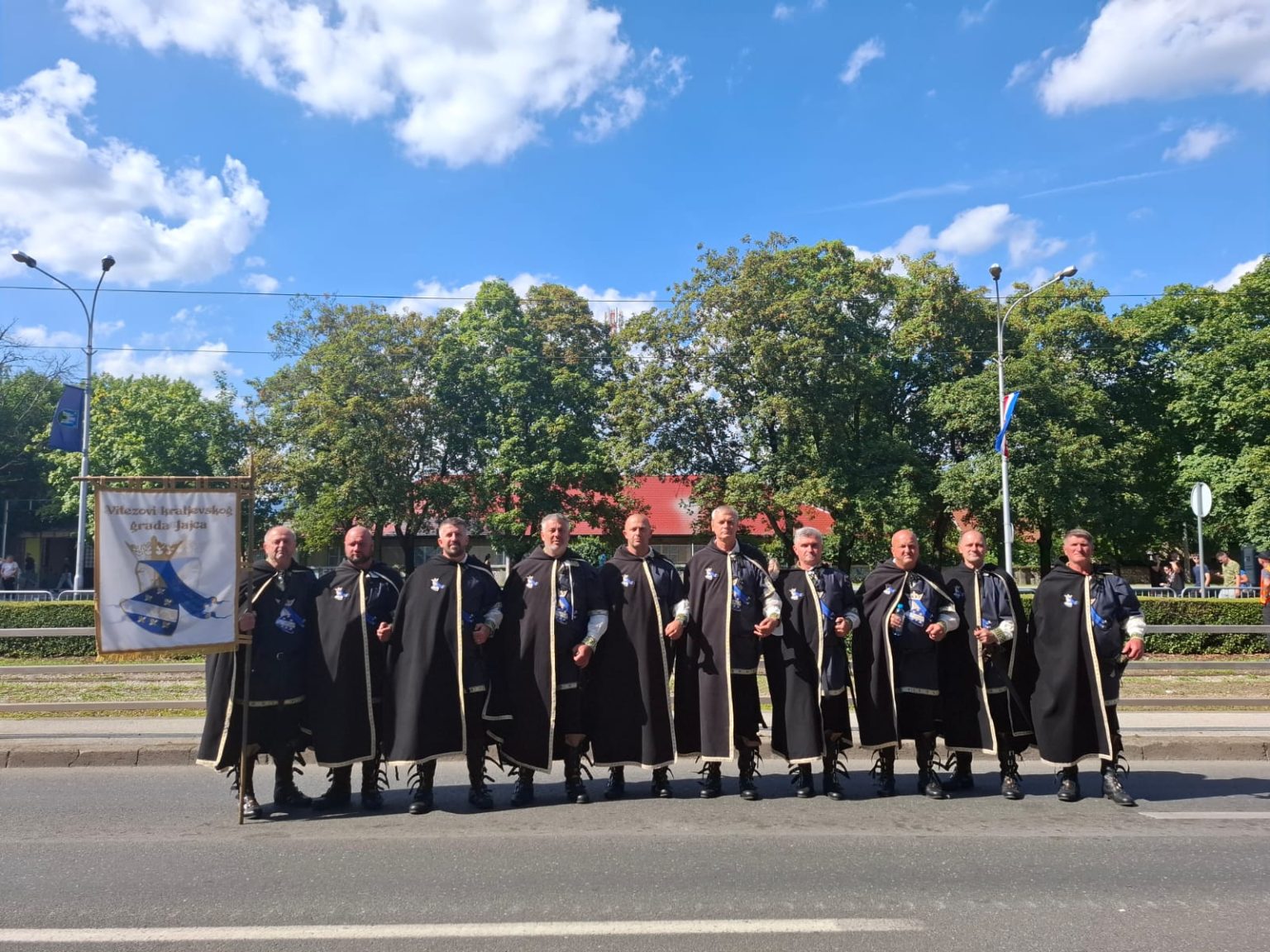 Jajački Vitezovi na svečanom mimohodu povodom 30. obljetnice VRO “Oluja”