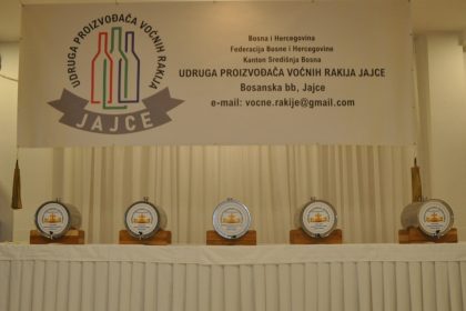 U Jajcu održana manifestacija “Kraljevska rakija”. Kvaliteta proizvedenih rakija značajno porasla