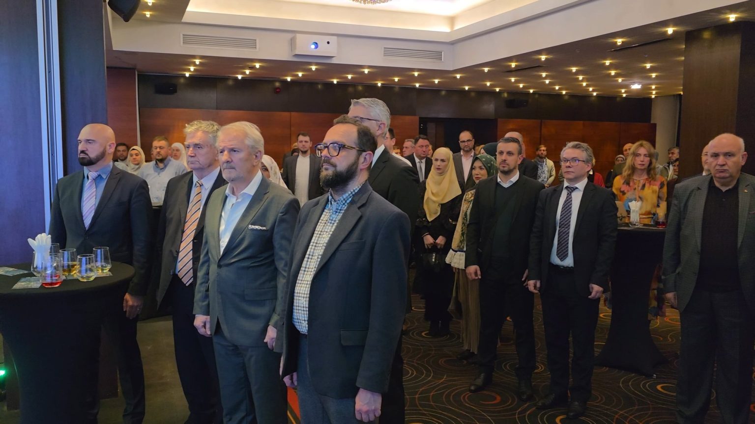 Dok je Amerika na rubu rata s Iranom BiH političari na gostovanju kod Iranaca