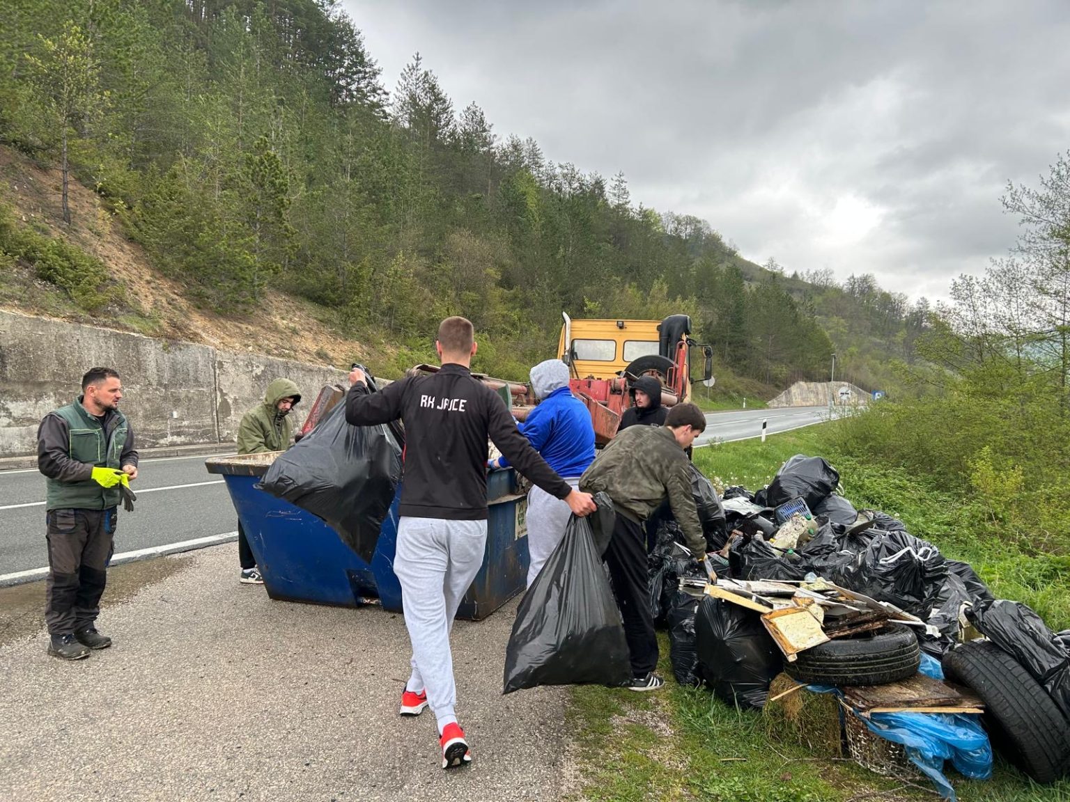 Povodom Dana planeta Zemlje: Ekološka akcija čišćenja Velikog Plivskog jezera